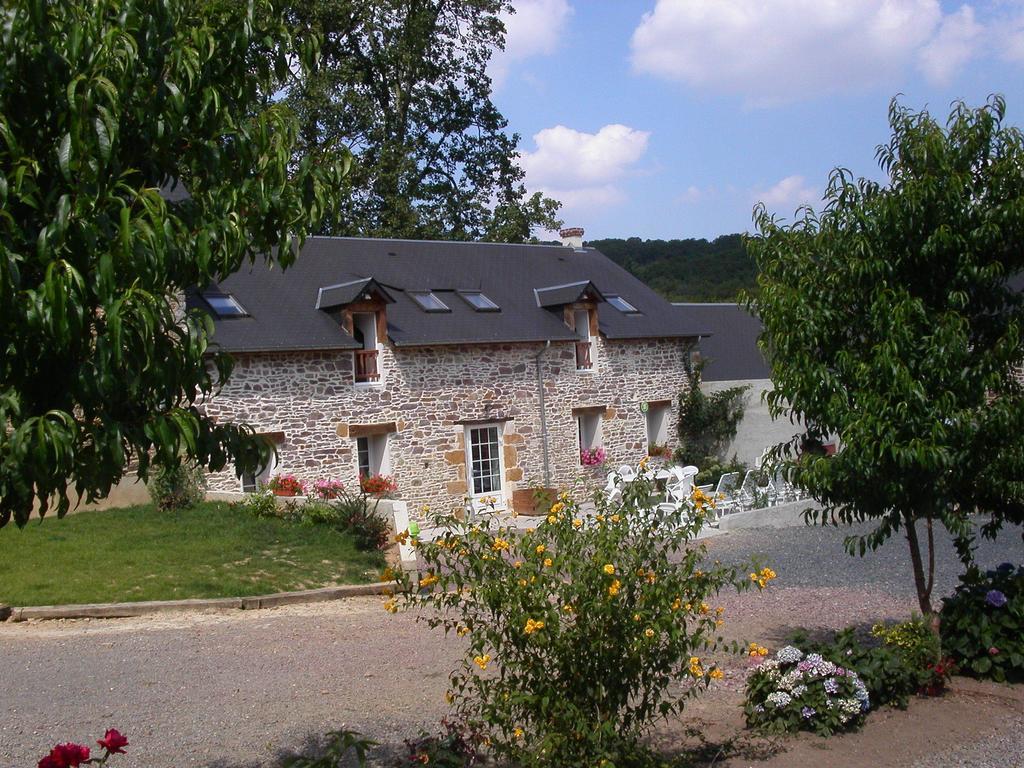 Gite De La Cour Campandre-Valcongrain Ruang foto