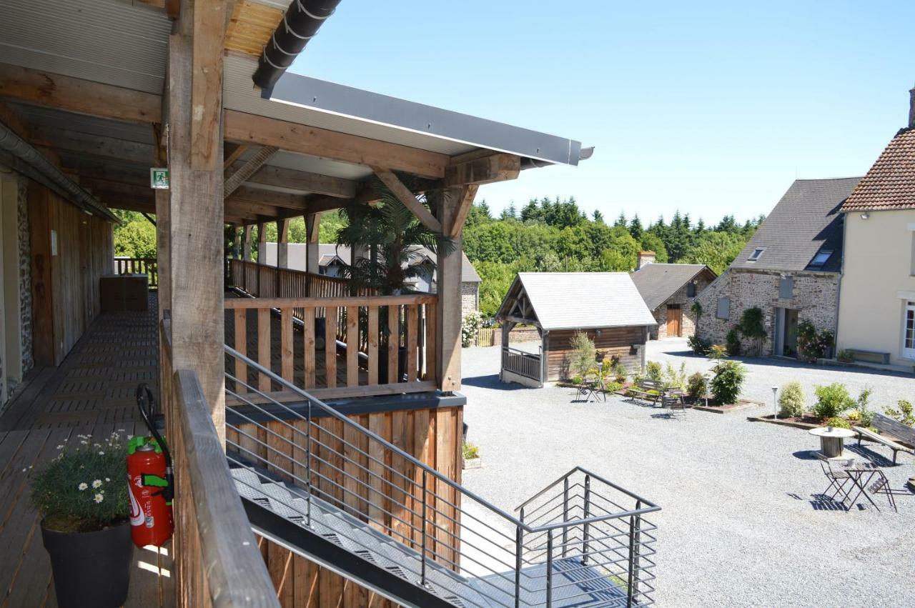 Gite De La Cour Campandre-Valcongrain Bagian luar foto